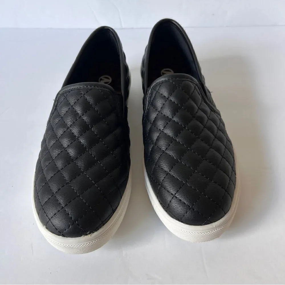 Taboom Boys/Girls Black Faux‎ Leather Comfort Slip On Comfort Sneaker Size 2